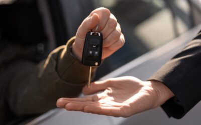 ¿Cuánto cuesta transferir un coche en una gestoría en España?